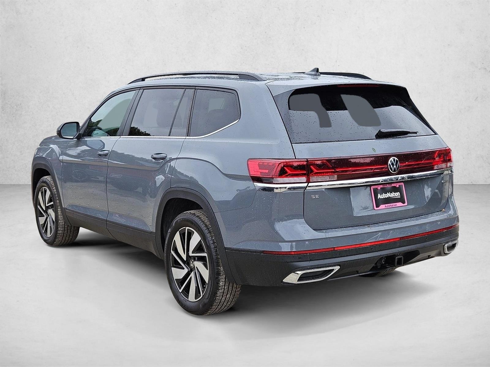 2026 Volkswagen Atlas SE w/Tech - Photo 8