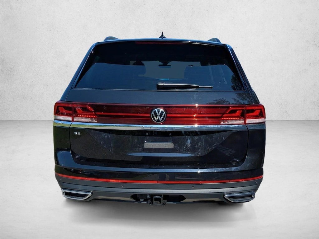 New 2026 Volkswagen Tiguan SE R-Line Black Sport Utility