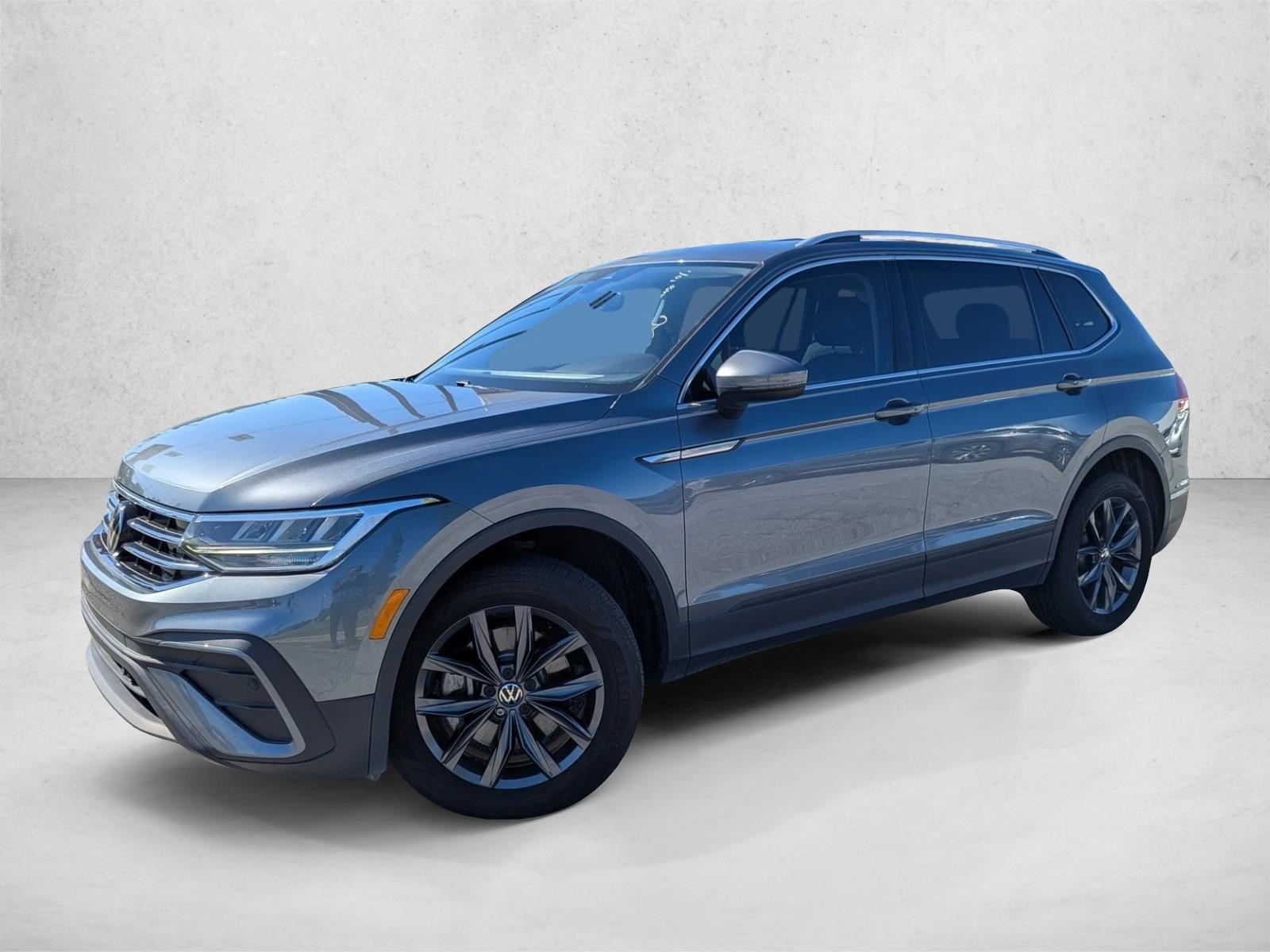 Used 2022 Volkswagen Tiguan SE Sport Utility