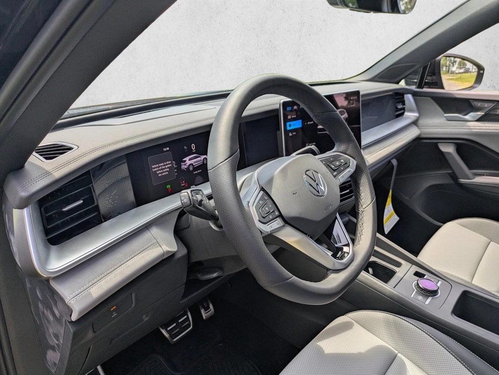New 2026 Volkswagen Tiguan SE R-Line Black Sport Utility