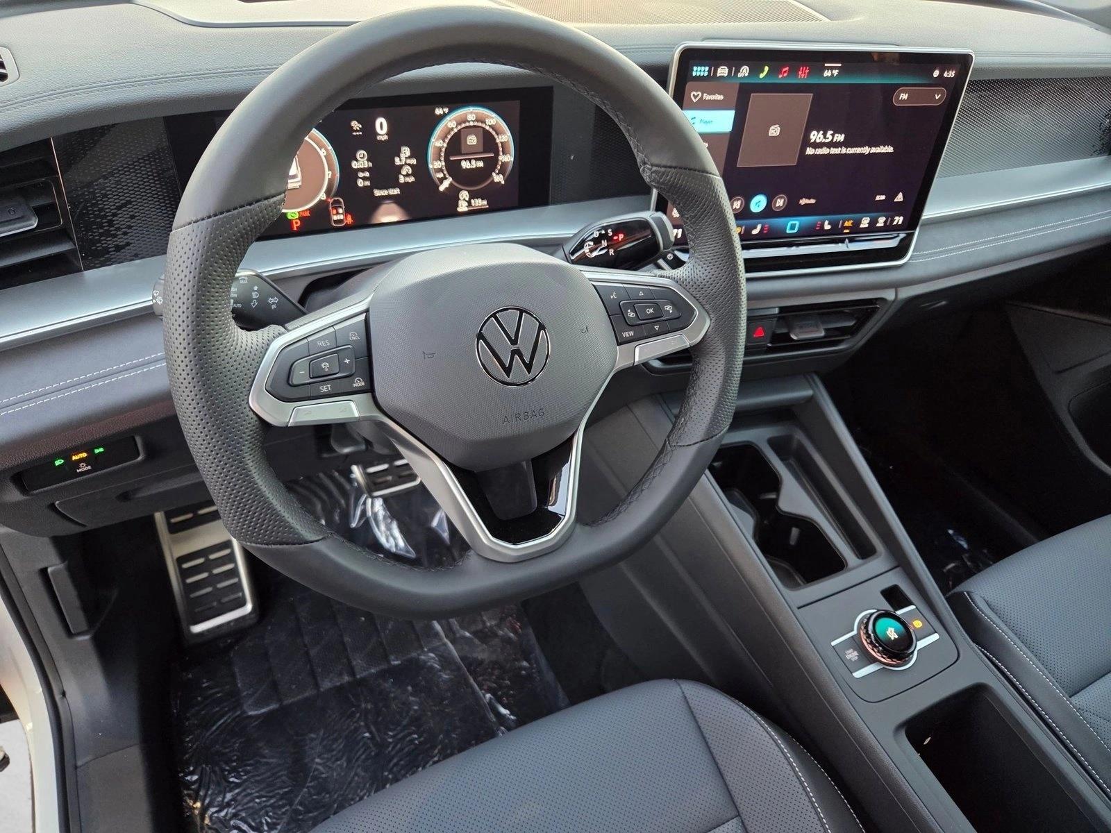 New 2026 Volkswagen Tiguan SE R-Line Black SUV