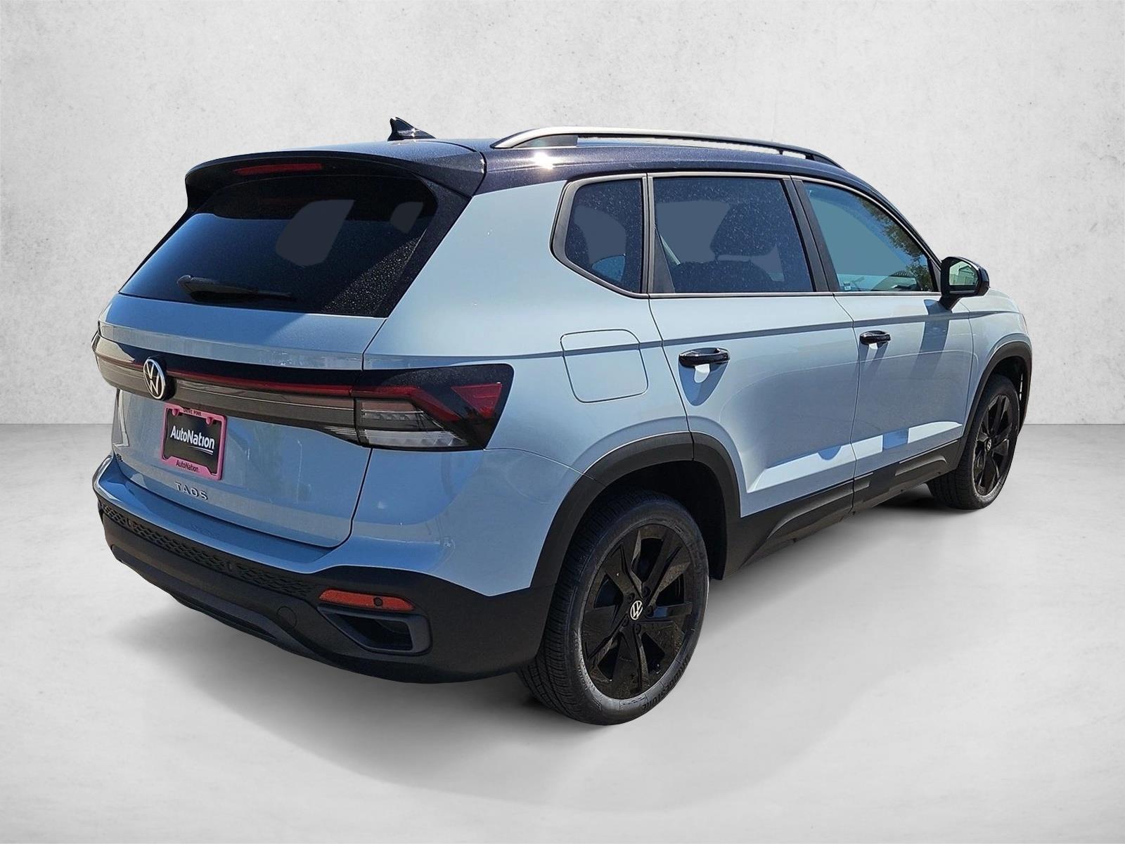New 2027 Volkswagen Taos 1.5T SE Black SUV