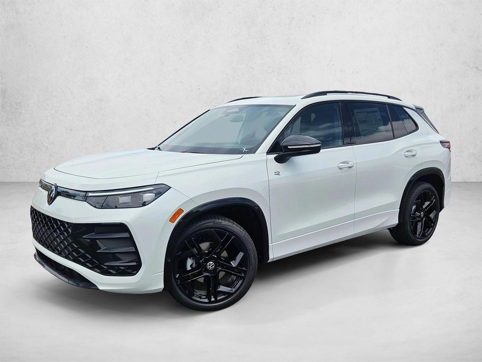 New 2026 Volkswagen Tiguan SE R-Line Black SUV