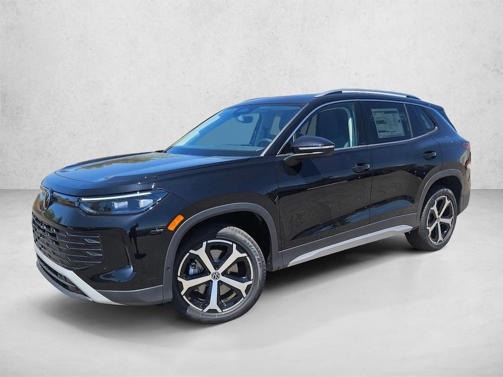 New 2026 Volkswagen Tiguan SE SUV