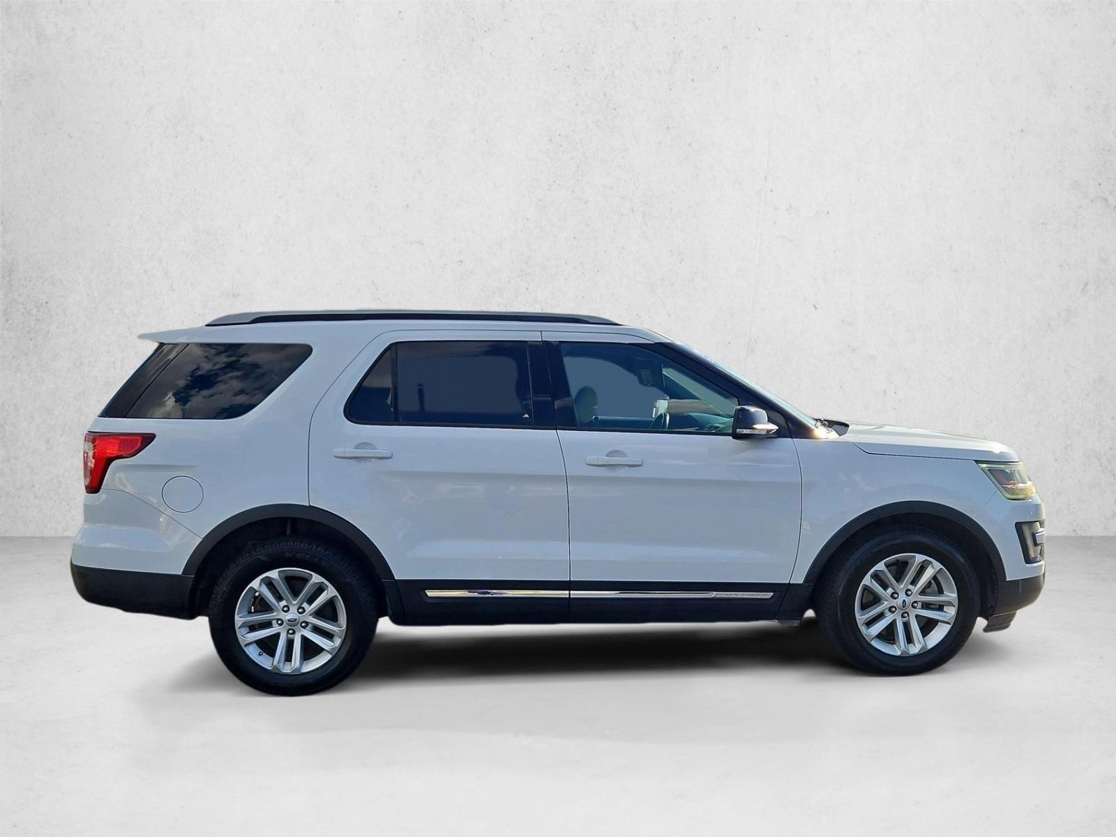 Used 2017 Ford Explorer XLT SUV