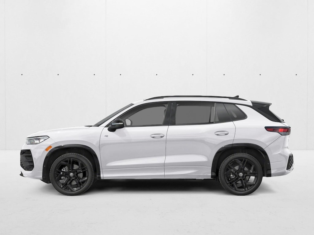 New 2026 Volkswagen Tiguan SE R-Line Black SUV