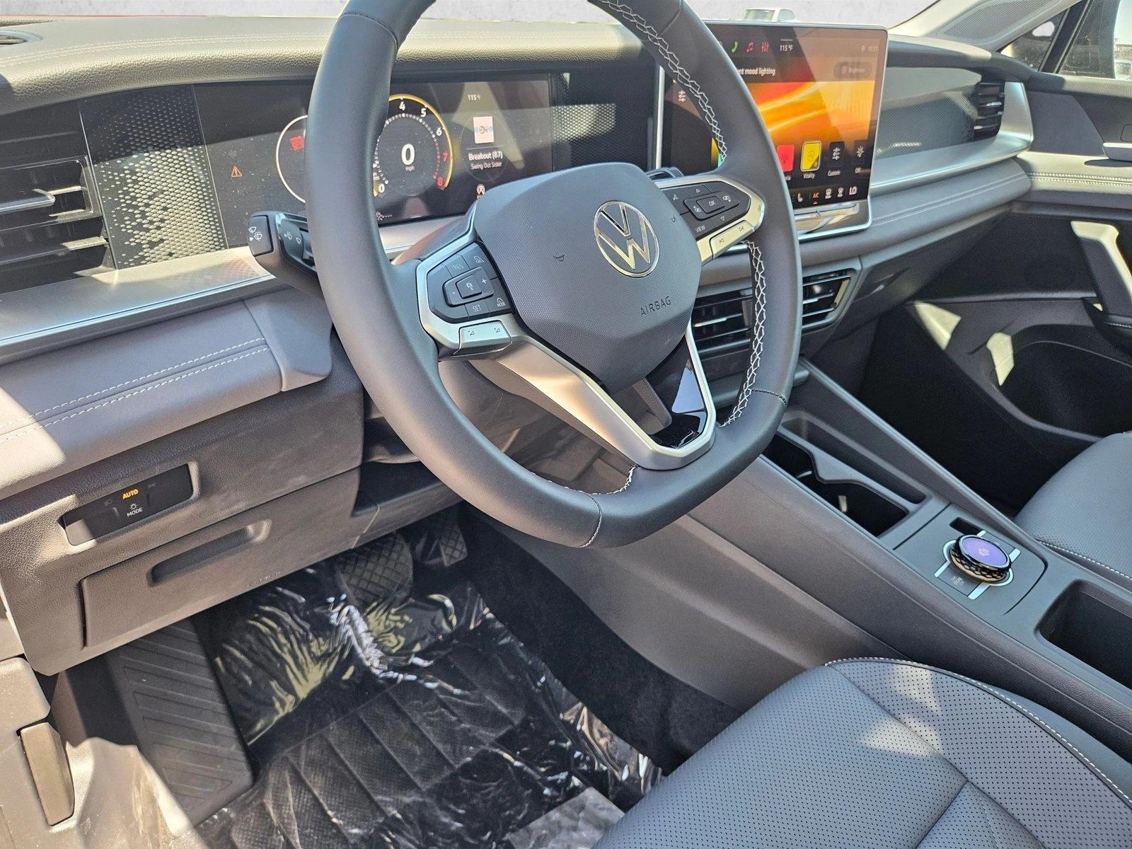 New 2026 Volkswagen Tiguan SE SUV