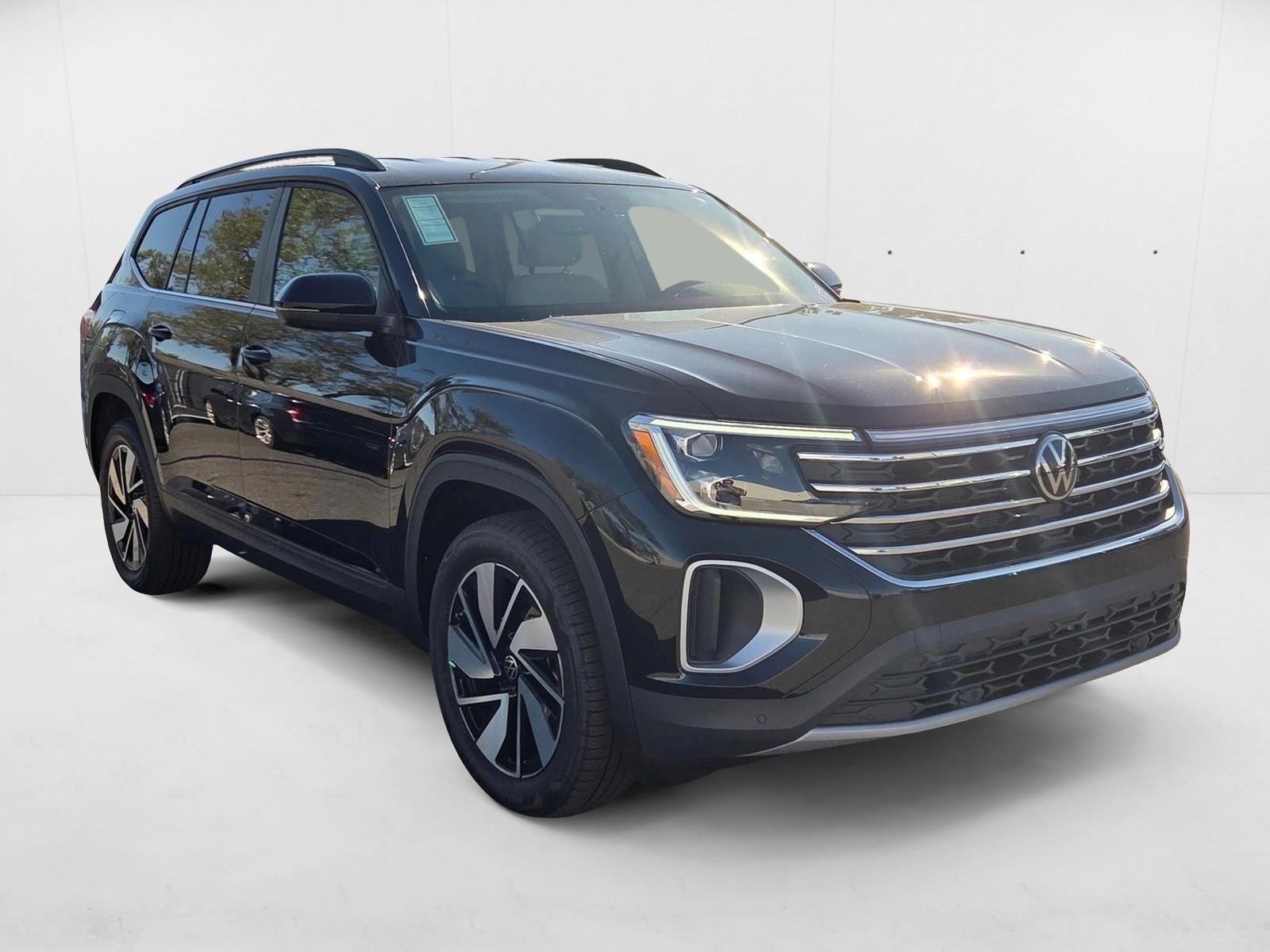 2026 Volkswagen Atlas SE w/Tech - Photo 7