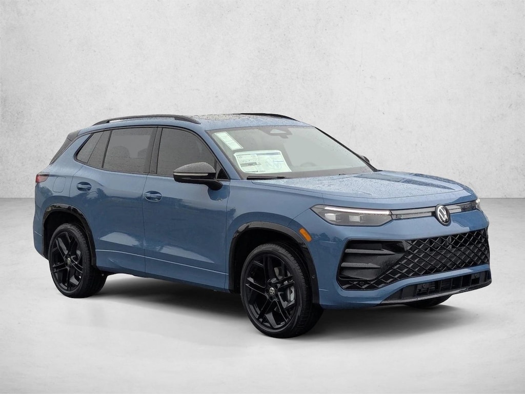 New 2026 Volkswagen Tiguan SE R-Line Black SUV