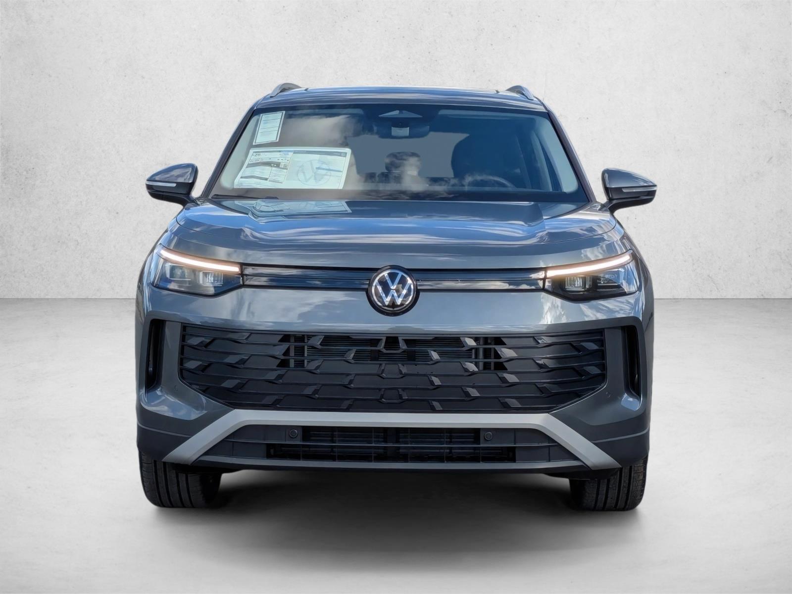 New 2026 Volkswagen Tiguan SE SUV