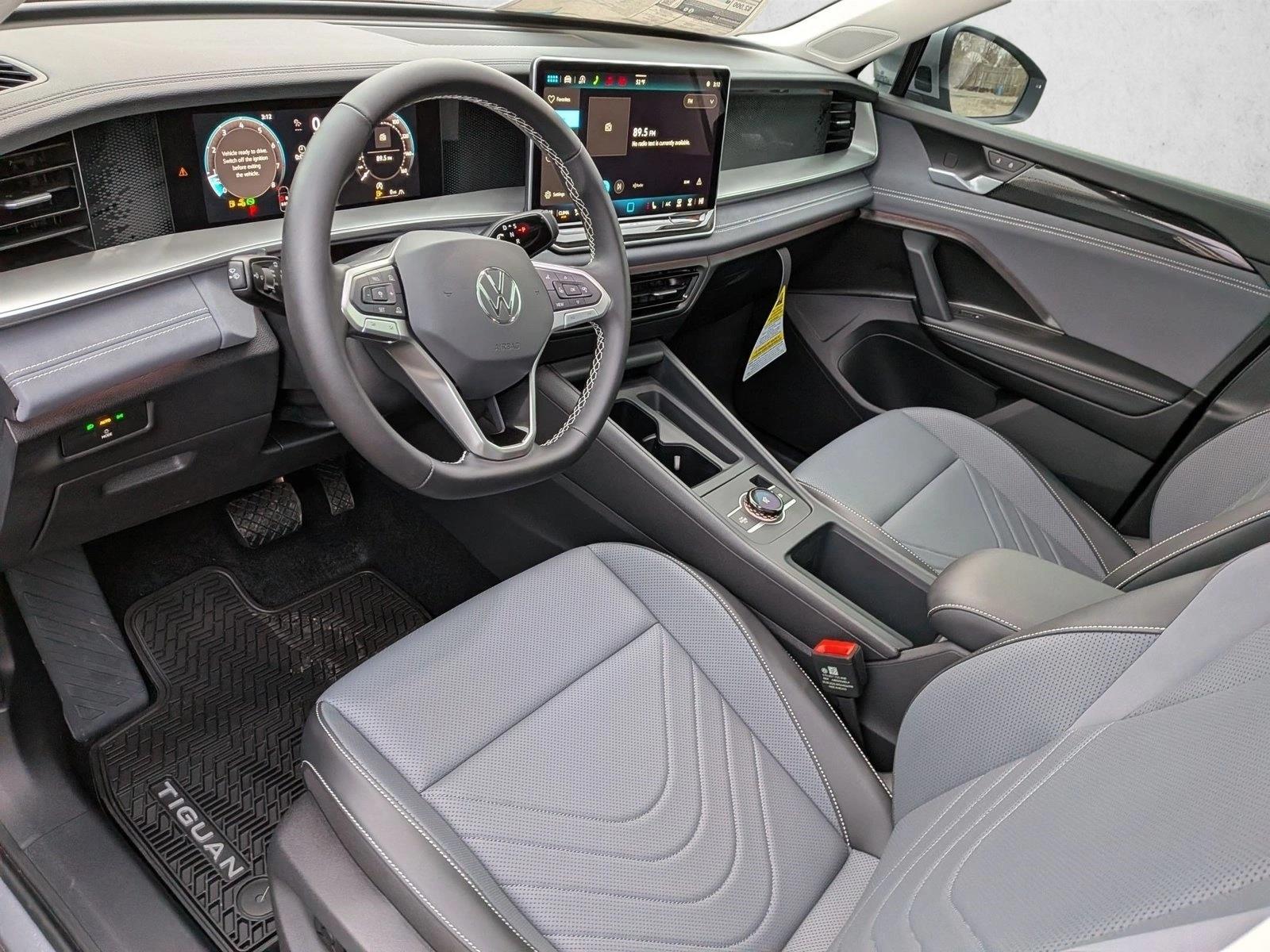 New 2026 Volkswagen Tiguan SE SUV