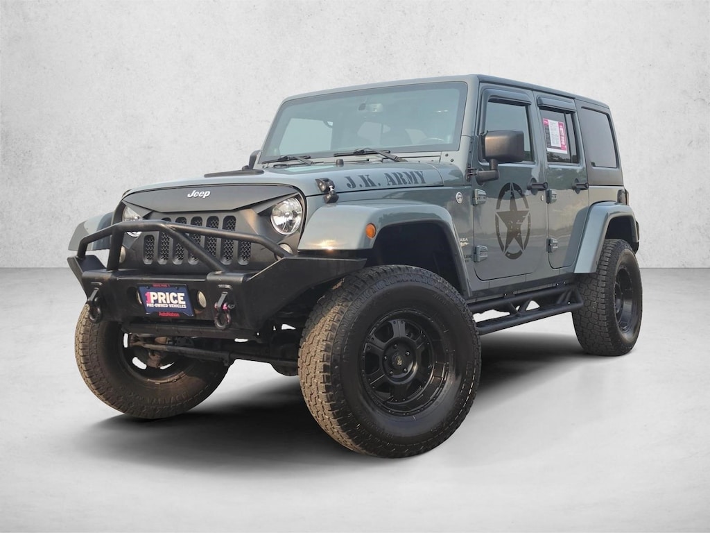 Used 2014 Jeep Wrangler Unlimited Sahara 4x4 SUV