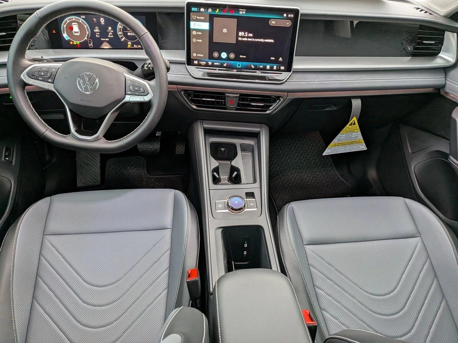 2026 Volkswagen Tiguan SE - Photo 15