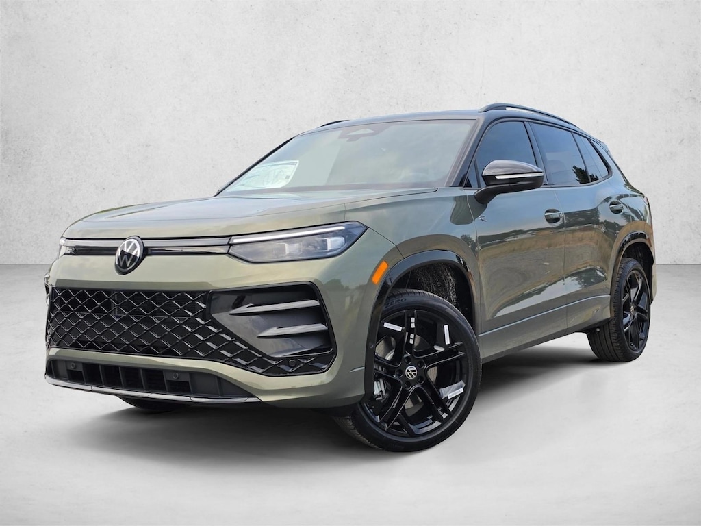 New 2026 Volkswagen Tiguan SE R-Line Black SUV