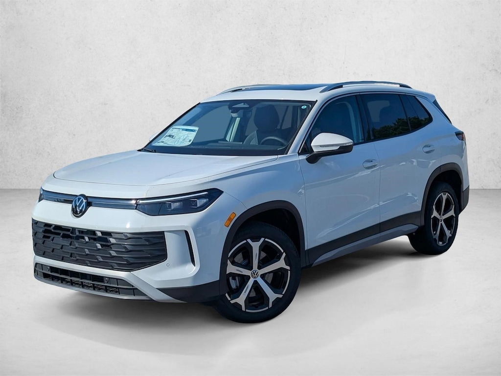 New 2026 Volkswagen Tiguan SE SUV
