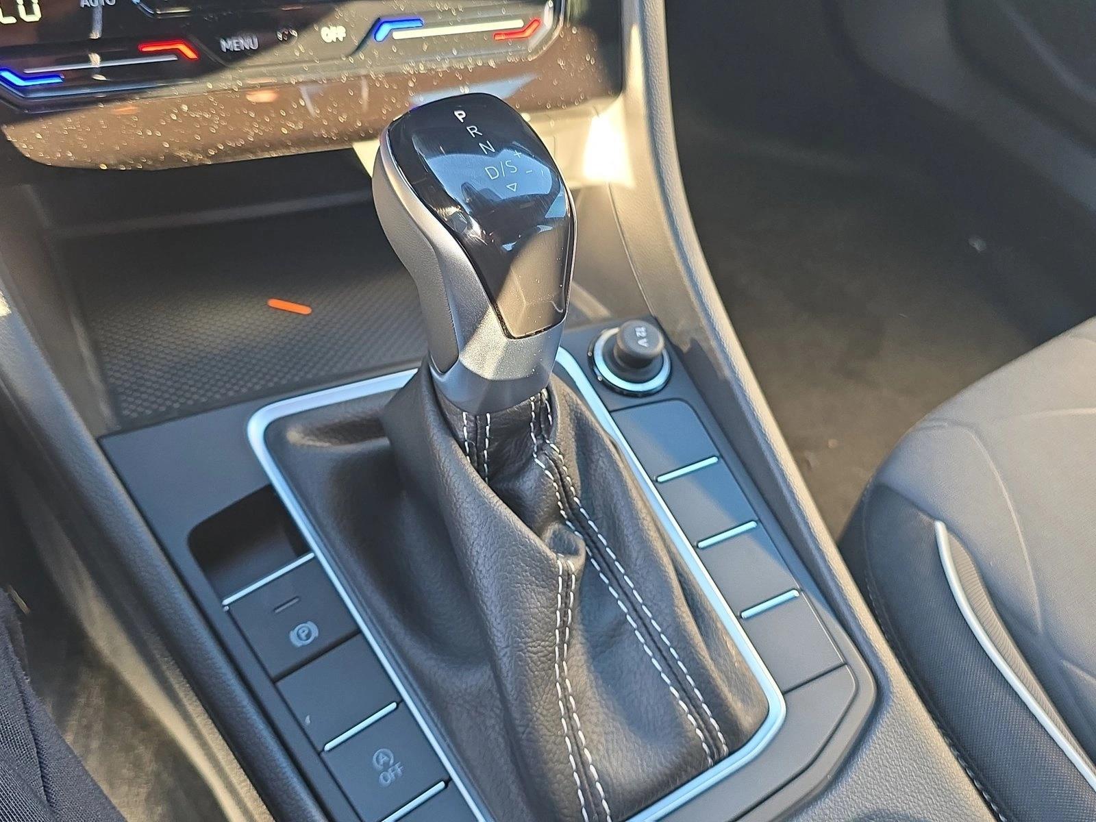 2026 Volkswagen Jetta Sport - Photo 16