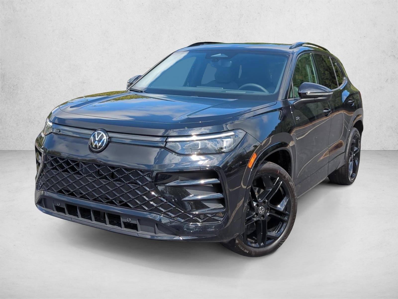 2026 Volkswagen Tiguan SE R-Line Black SUV