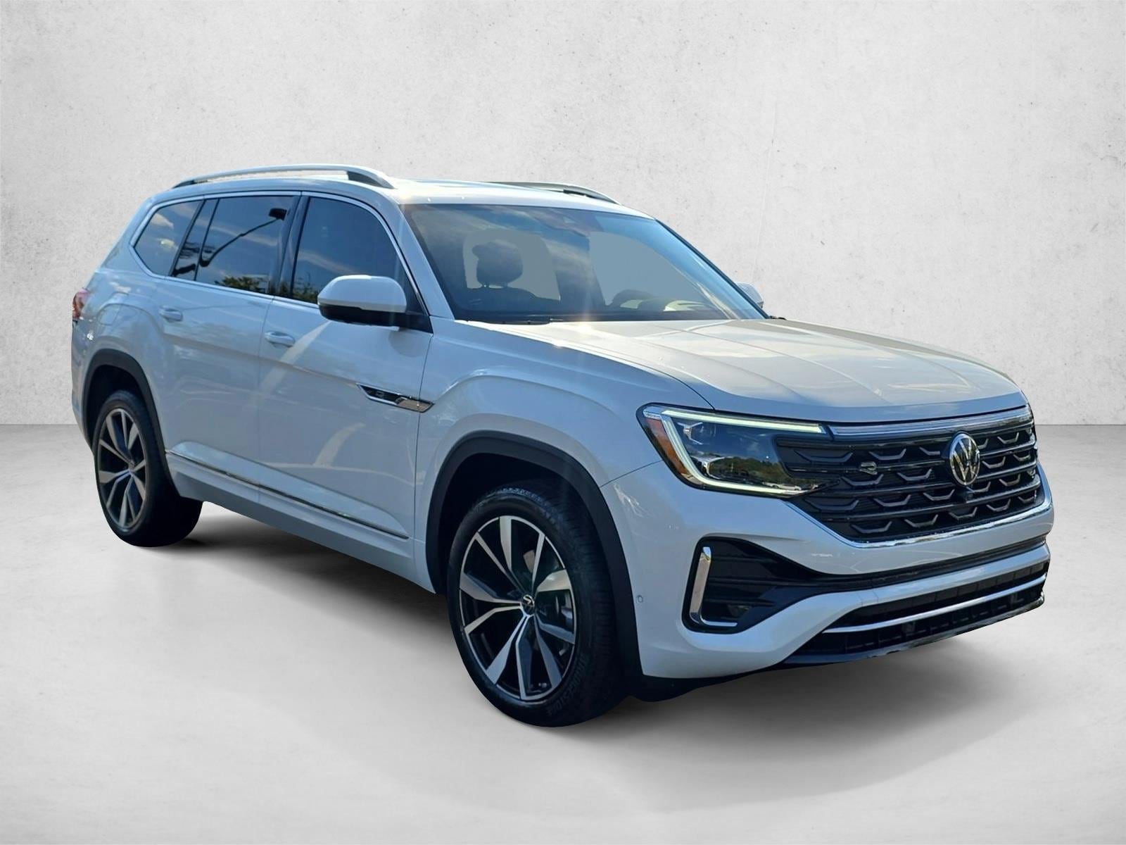 2026 Volkswagen Atlas SEL Premium R-Line - Photo 9