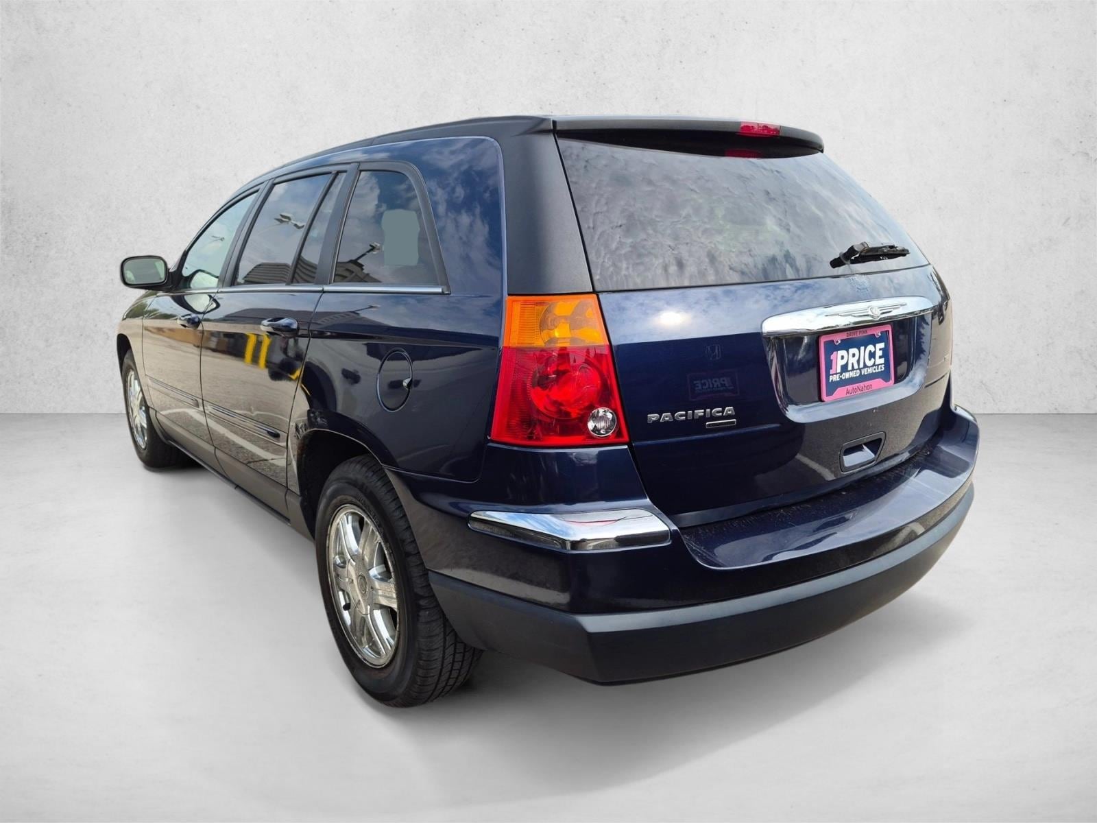 Used 2006 Chrysler Pacifica Touring with VIN 2A8GF68446R638301 for sale in Westlake, OH