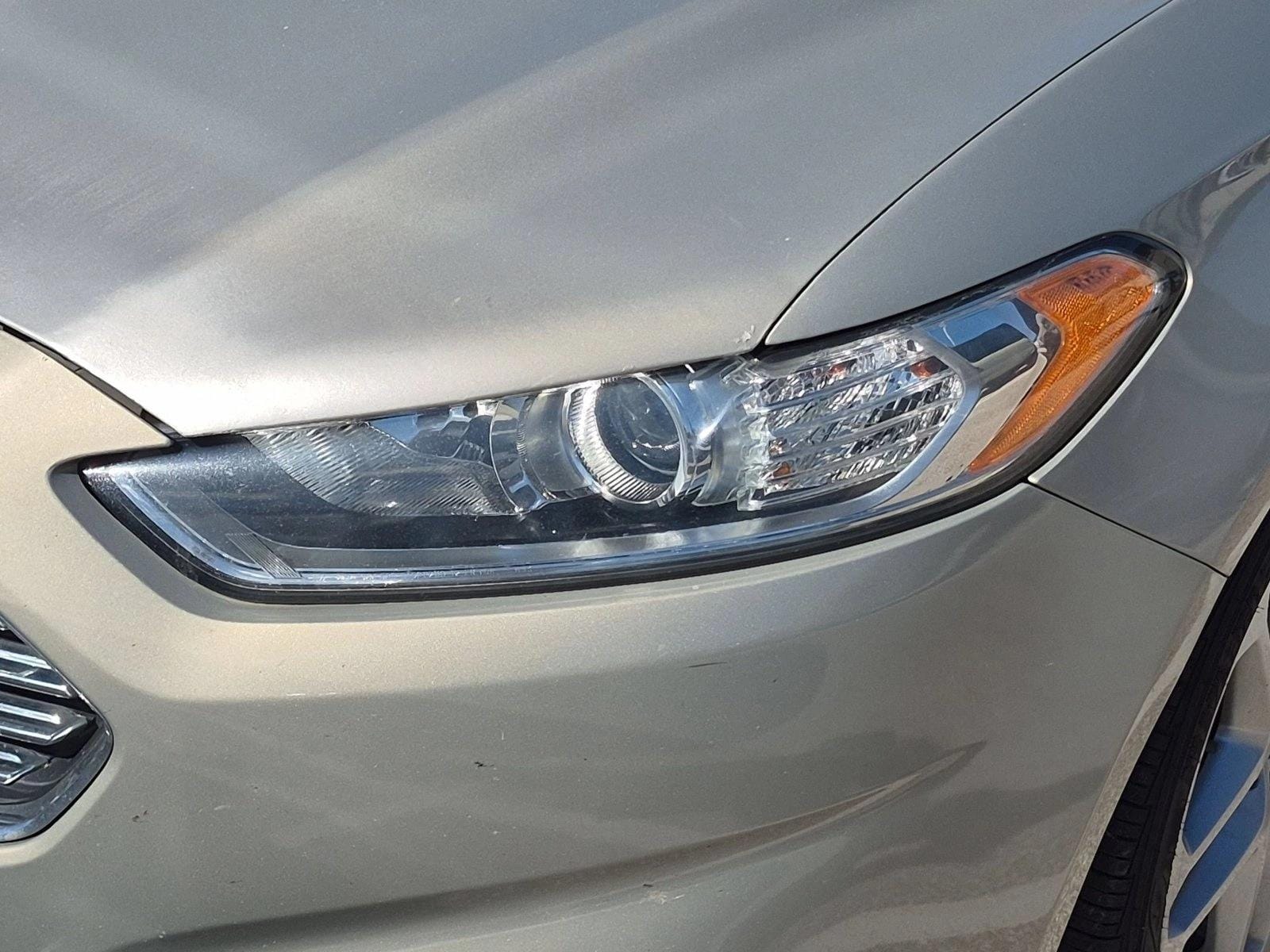 Used 2015 Ford Fusion SE with VIN 3FA6P0H71FR135784 for sale in Westlake, OH