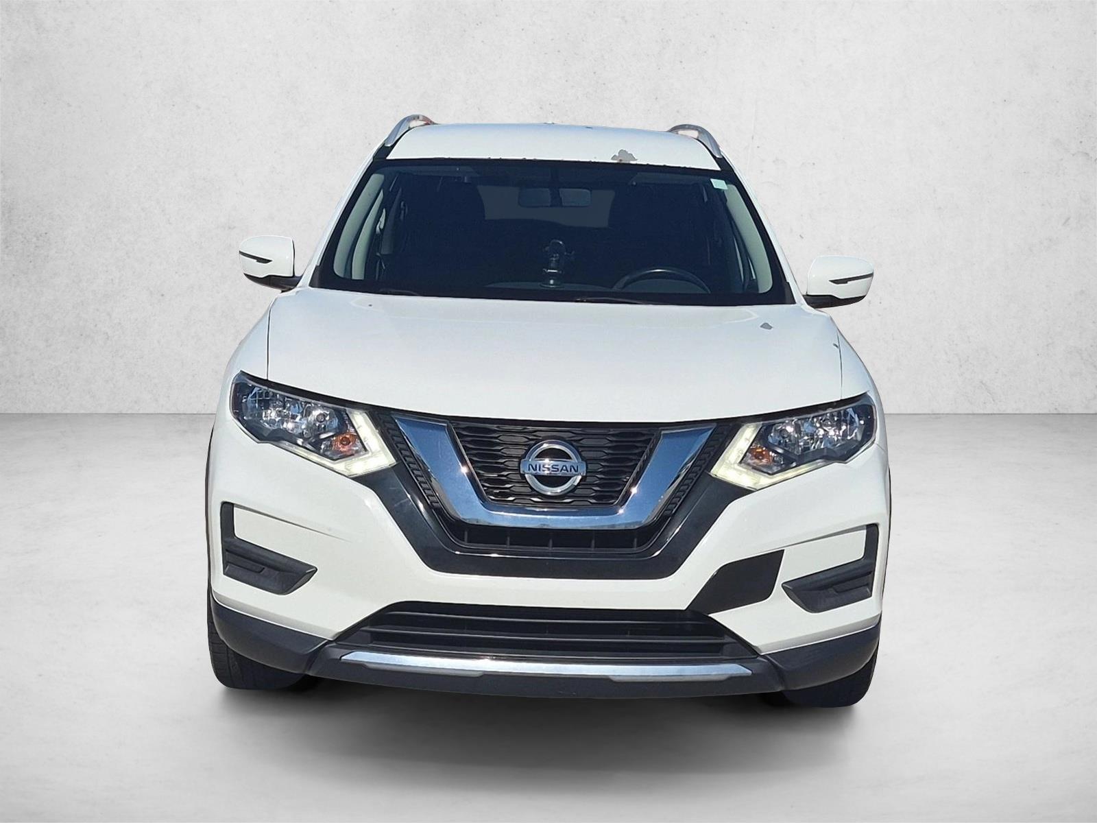 Certified 2017 Nissan Rogue SV with VIN JN8AT2MT0HW144771 for sale in Westlake, OH