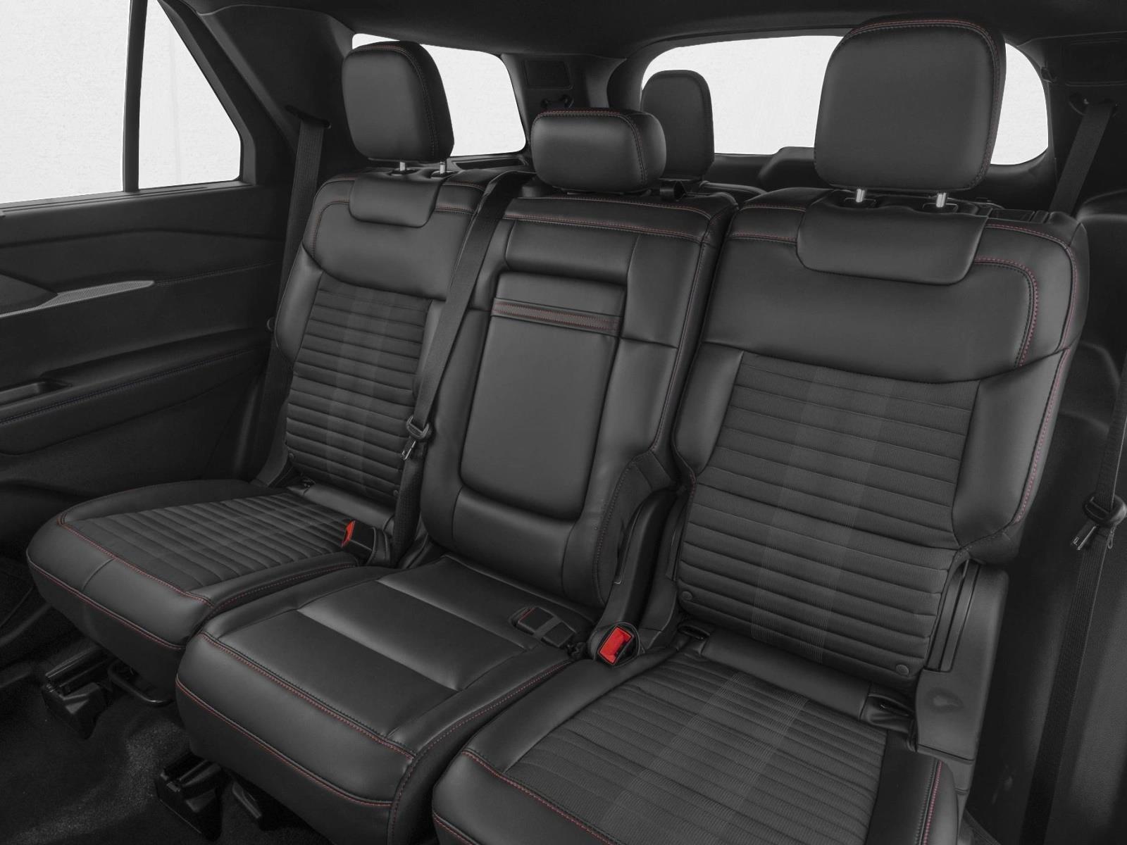 2026 Ford Explorer ST-Line - Photo 9
