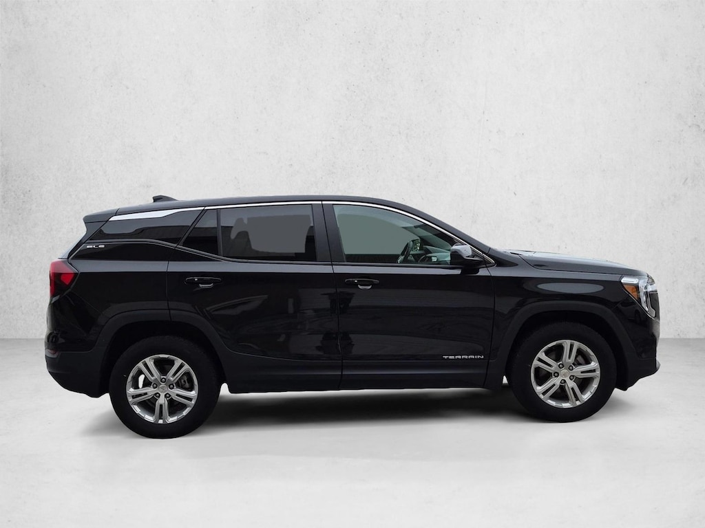 Used 2024 GMC Terrain SLE Sport Utility
