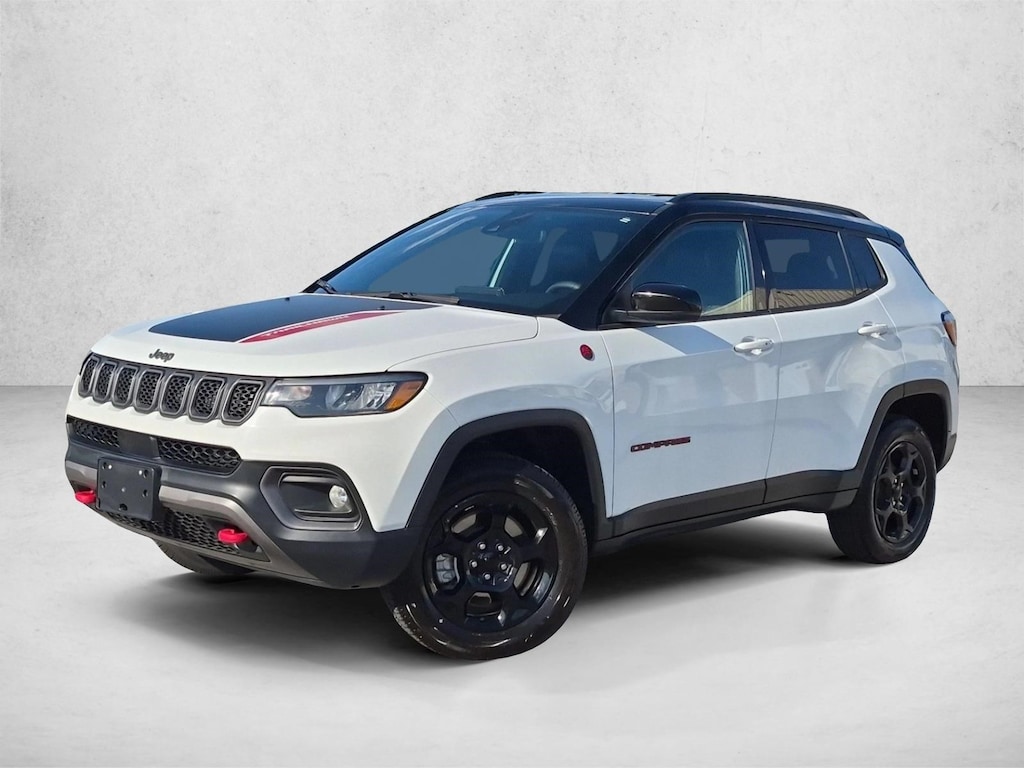 Used 2024 Jeep Compass Trailhawk Sport Utility