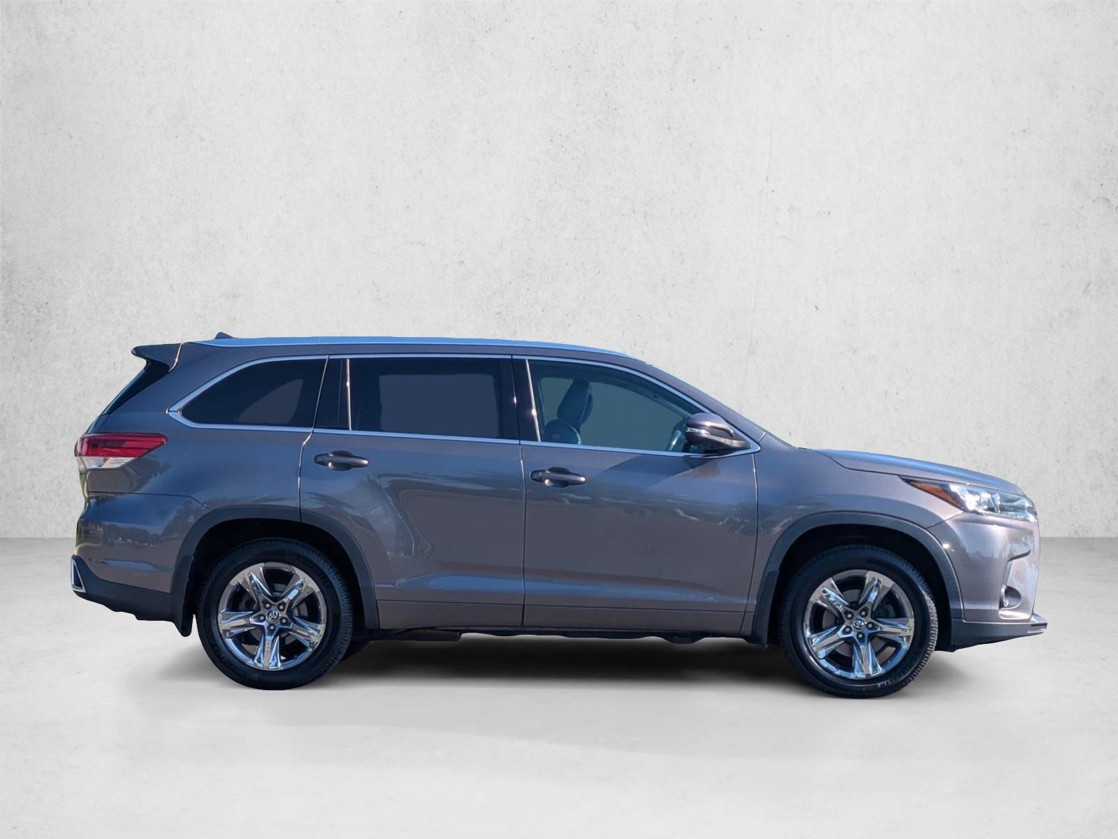 Used 2019 Toyota Highlander Limited Platinum Sport Utility