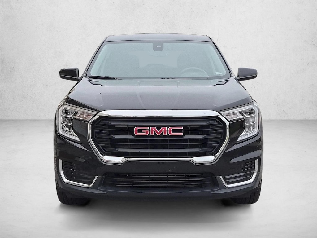 Used 2024 GMC Terrain SLE Sport Utility