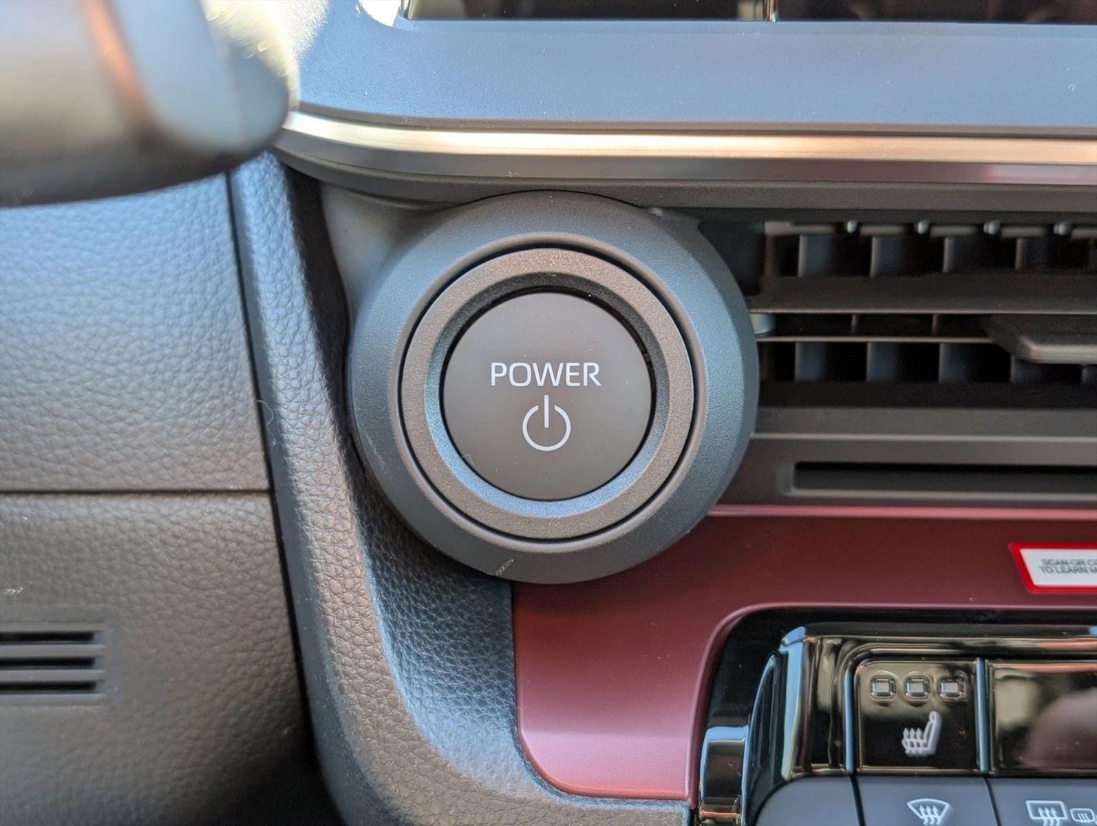 2026 Toyota Prius Plug-in Hybrid XSE - Photo 19