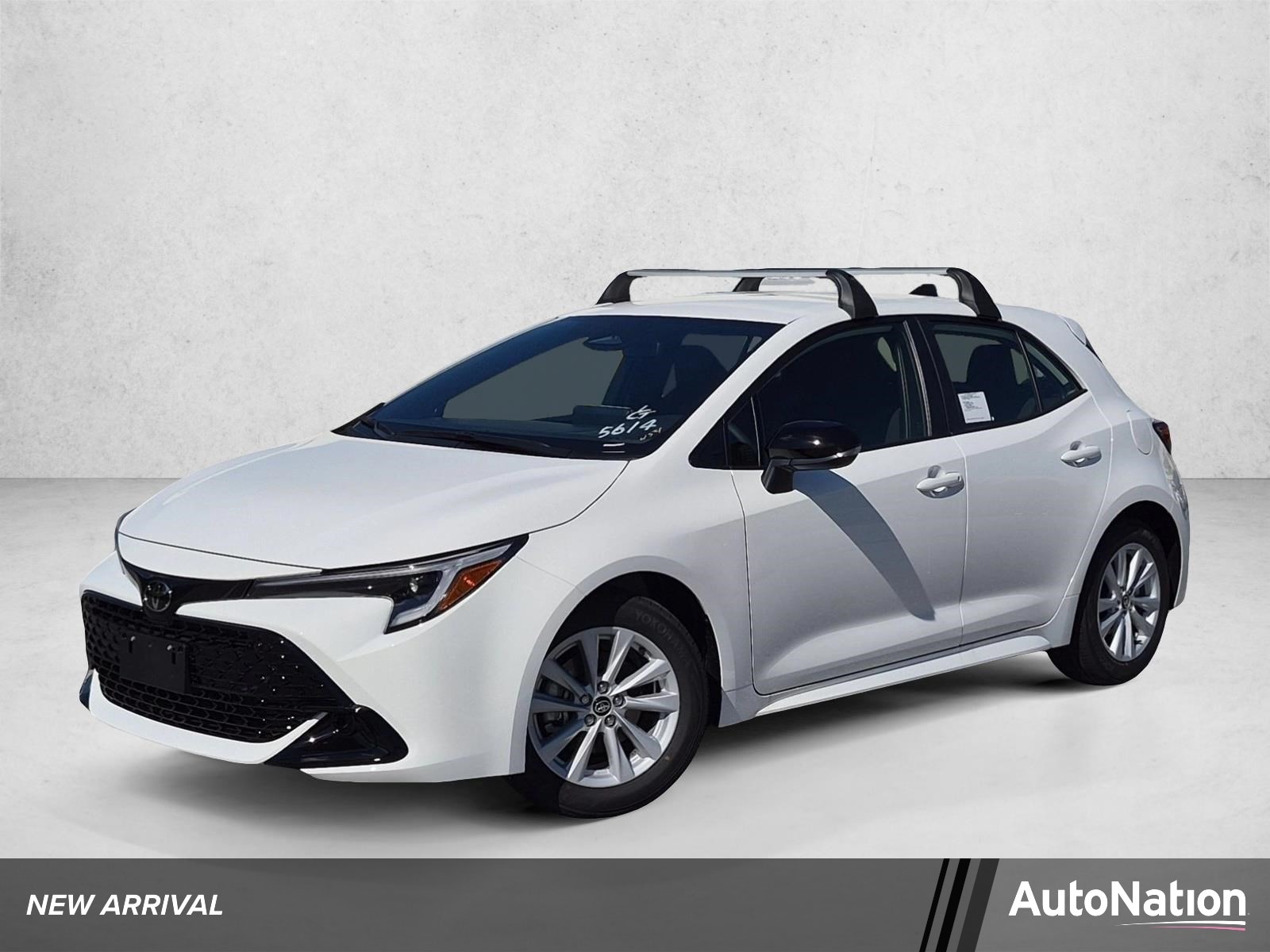 2027 Toyota Corolla Hatchback SE