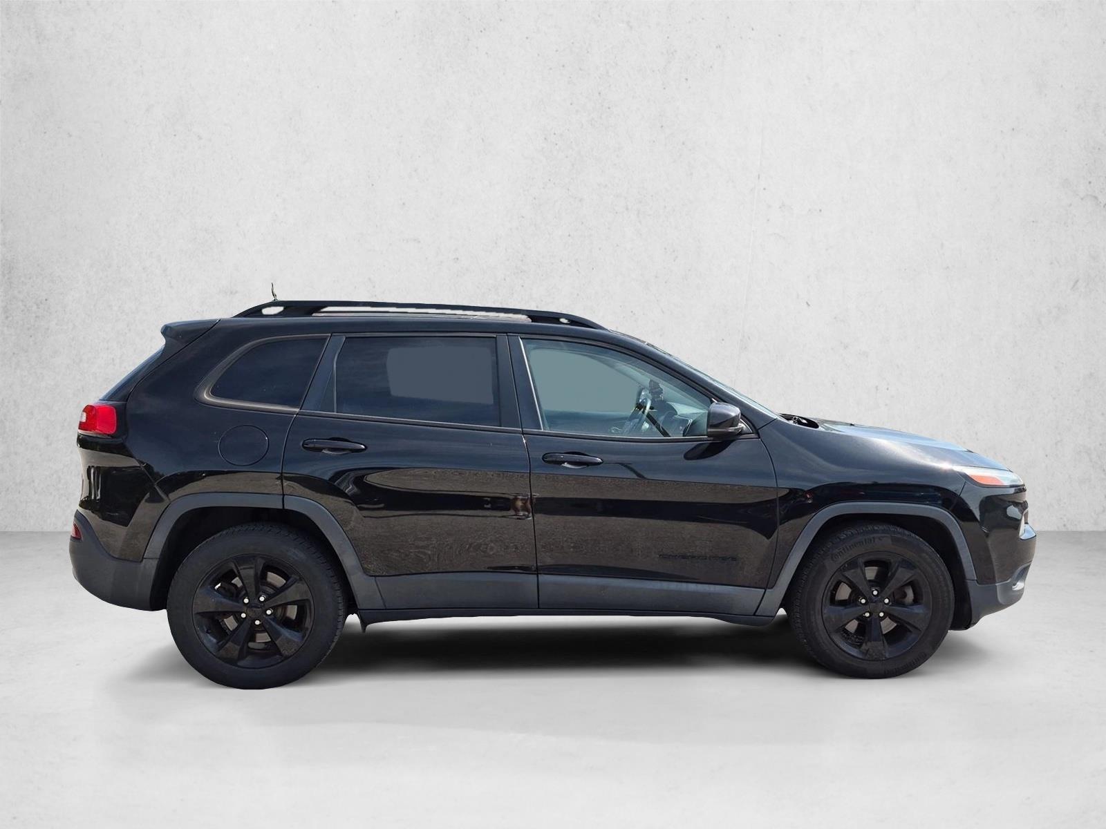 Used 2017 Jeep Cherokee High Altitude Sport Utility
