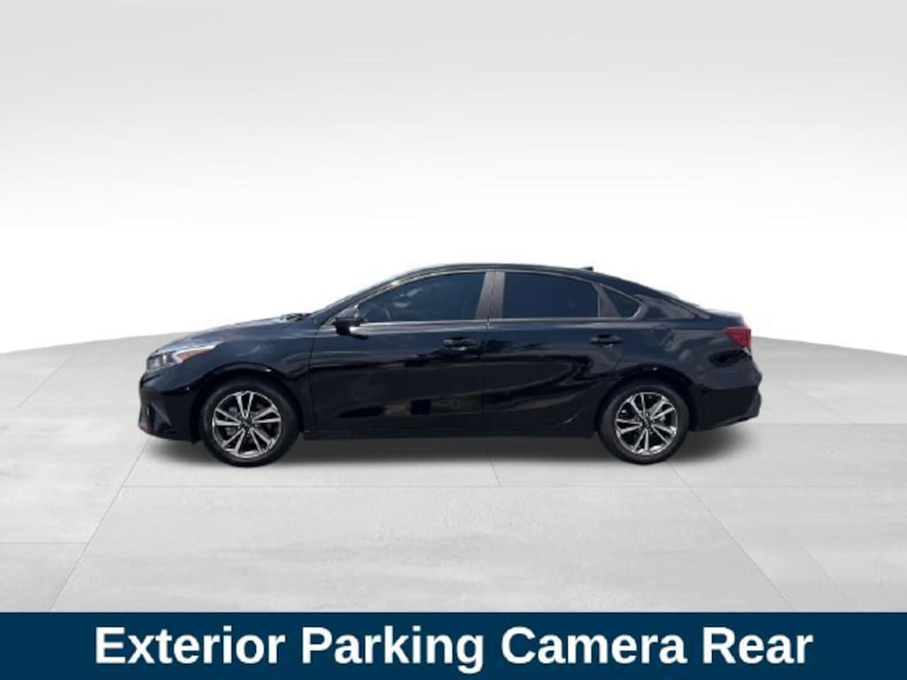 Used 2023 Kia Forte LXS Sedan
