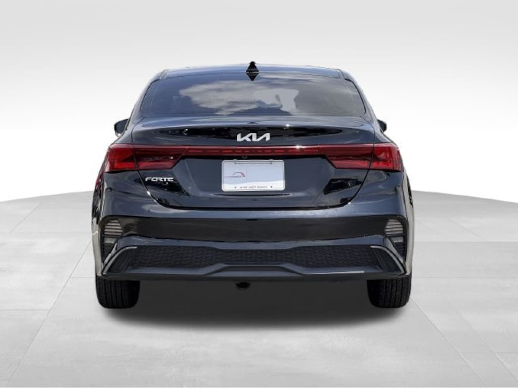 Used 2023 Kia Forte LXS Sedan
