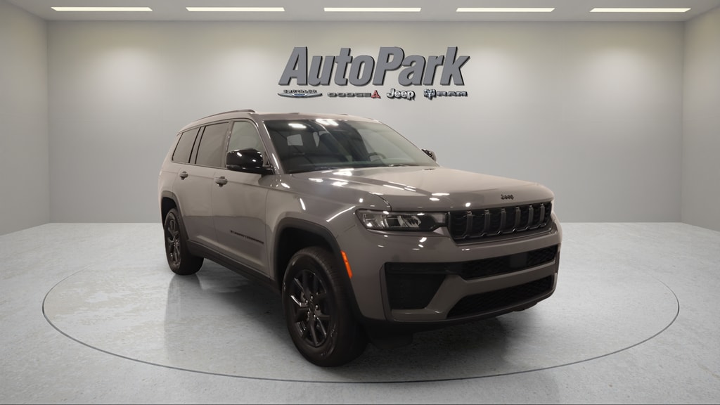 New 2027 Jeep Grand Cherokee Laredo Sport Utility
