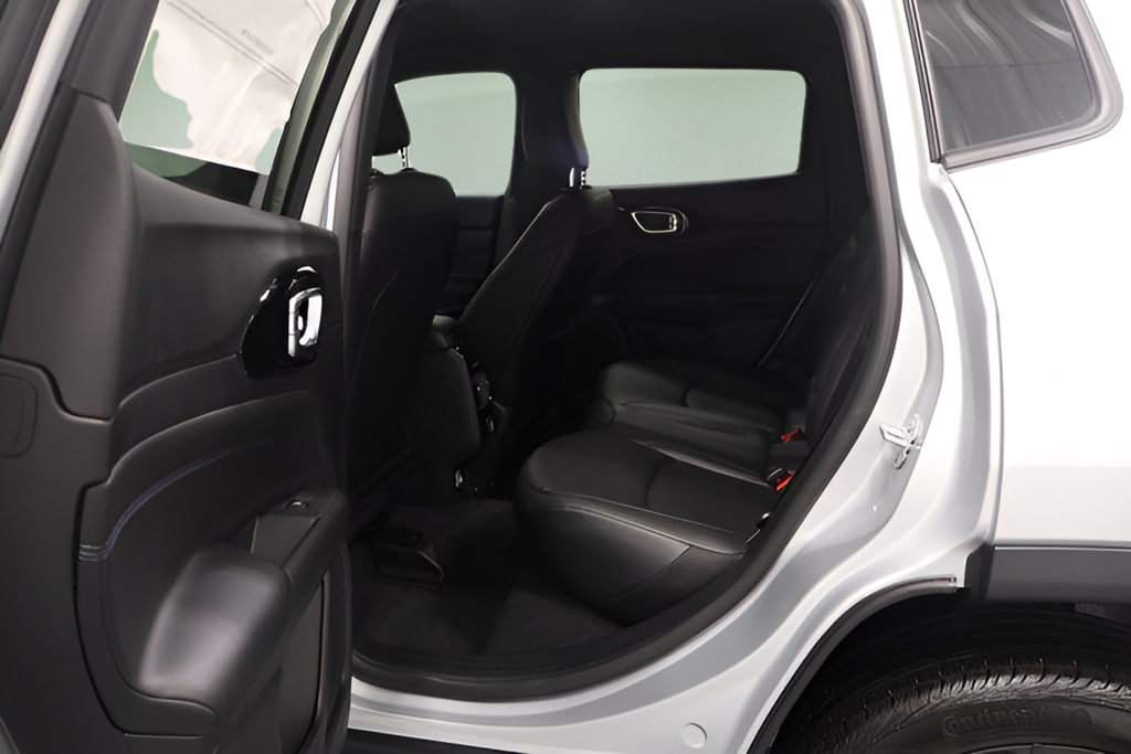 2026 Jeep Compass Limited Altitude - Photo 14