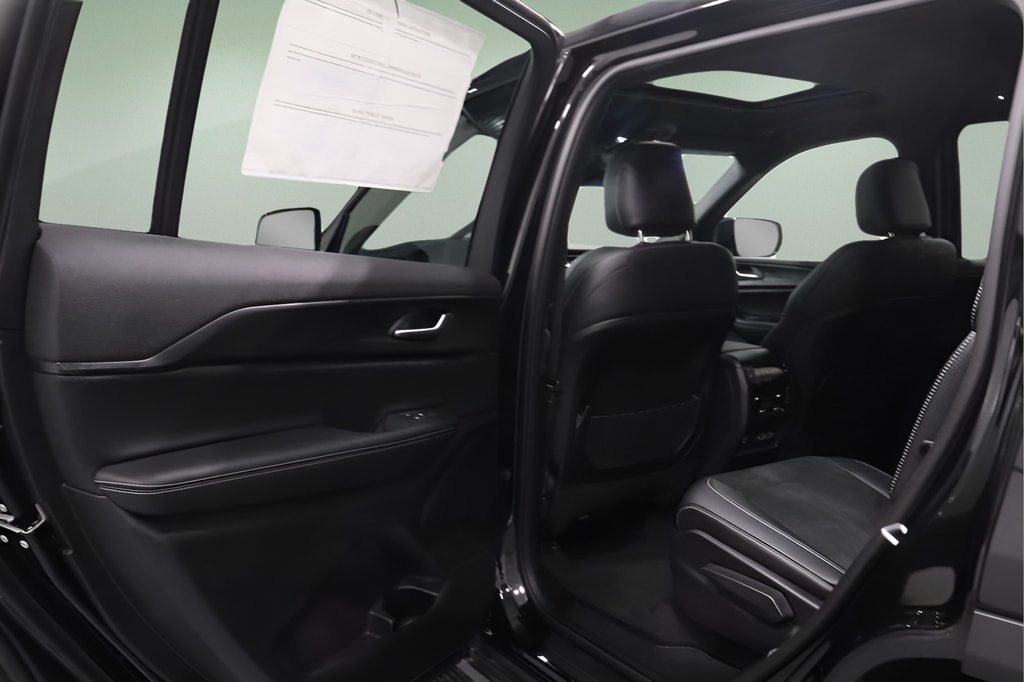 2025 Jeep Grand Cherokee L Altitude - Photo 14