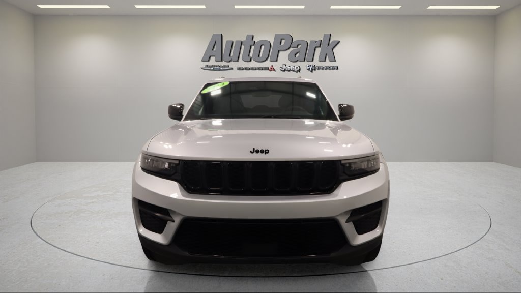 Certified 2024 Jeep Grand Cherokee Altitude X SUV