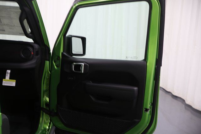 2026 Jeep Wrangler 4-Door Rubicon - Photo 16