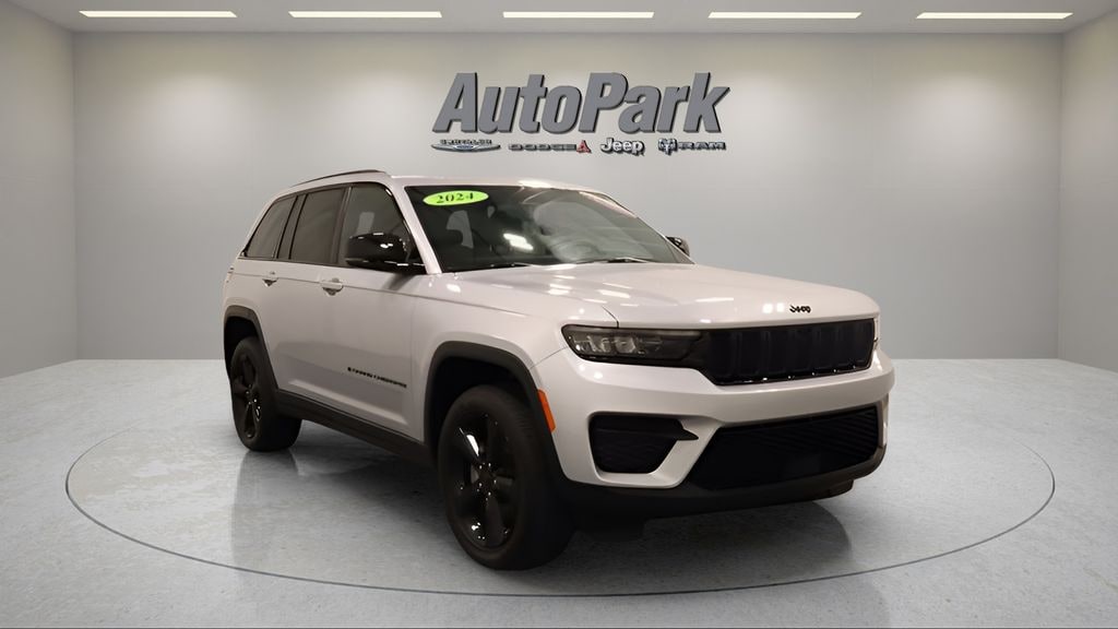 Certified 2024 Jeep Grand Cherokee Altitude X SUV