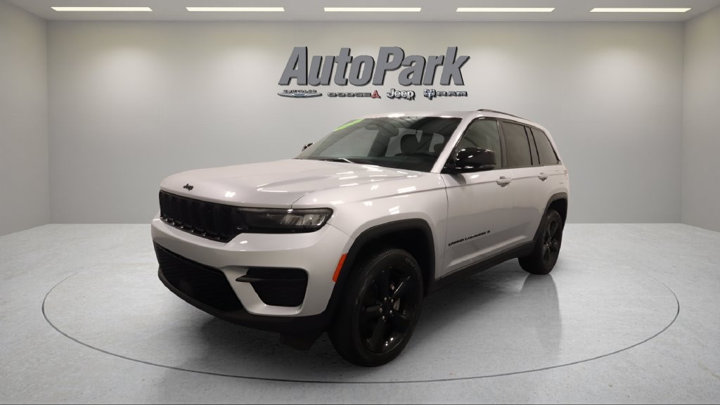 Certified 2024 Jeep Grand Cherokee Altitude X SUV