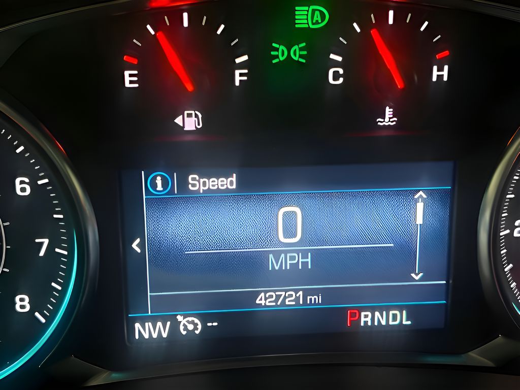 2024 Chevrolet Equinox LT - Photo 12