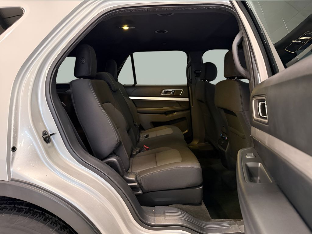2017 Ford Explorer XLT - Photo 27