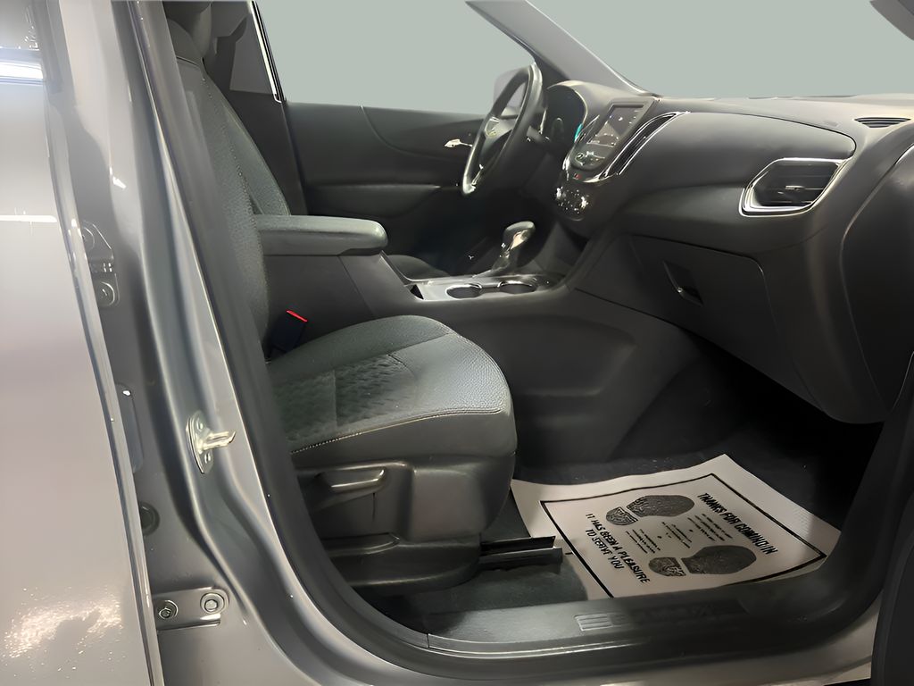 2024 Chevrolet Equinox LT - Photo 35