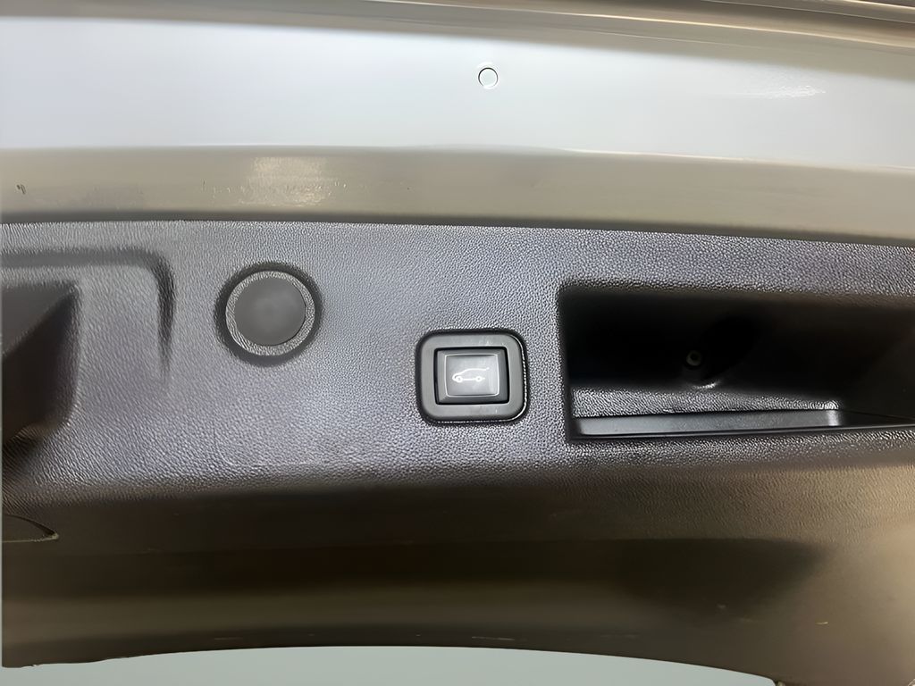 2024 Chevrolet Equinox LT - Photo 29