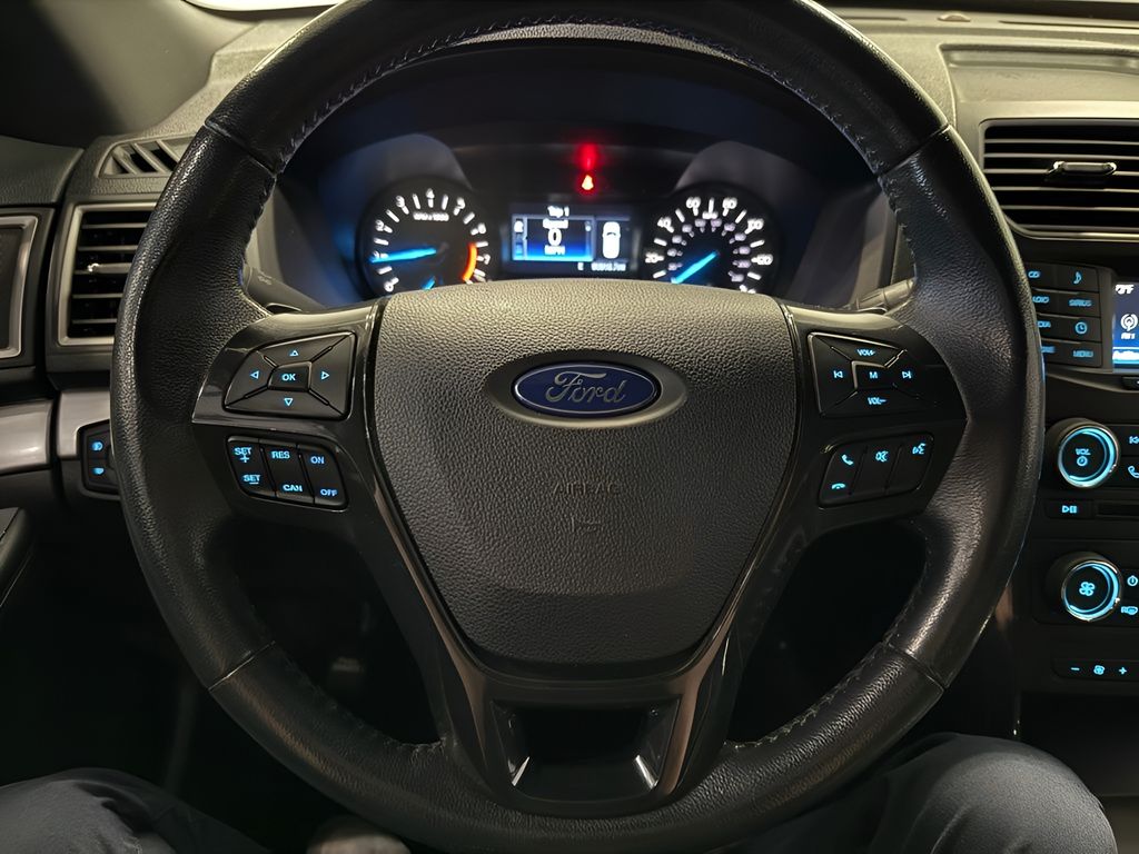2017 Ford Explorer XLT - Photo 20