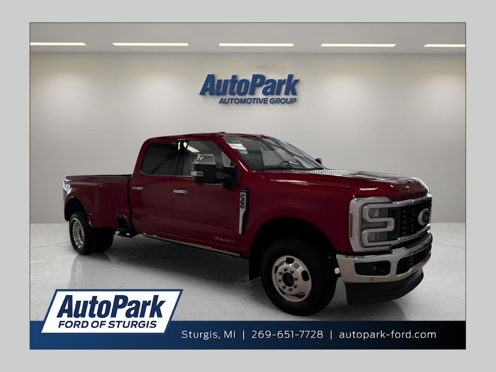 2026 Ford F-350SD Lariat DRW Truck