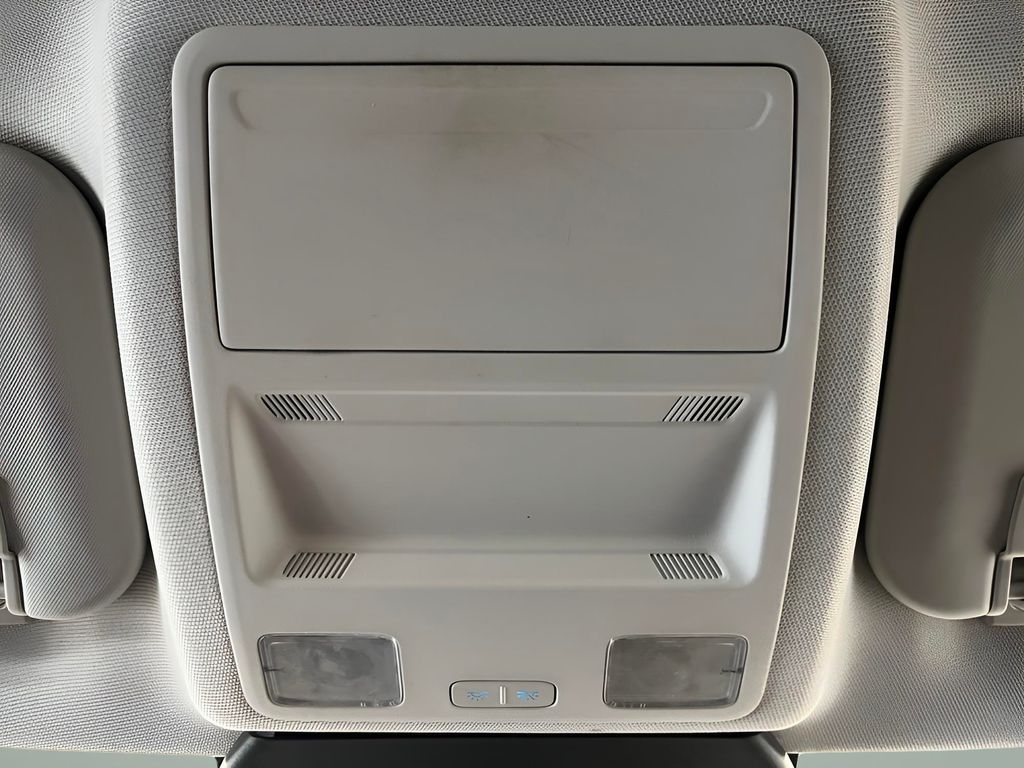 2022 Ford Escape SEL - Photo 17