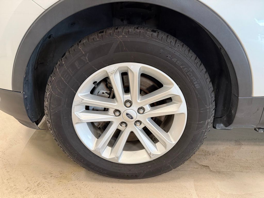 2017 Ford Explorer XLT - Photo 34